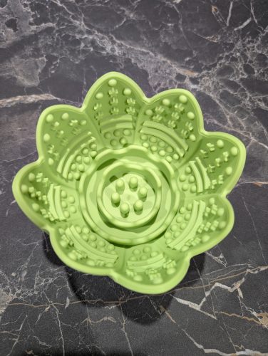 Bol de léchage lotus – Image 2